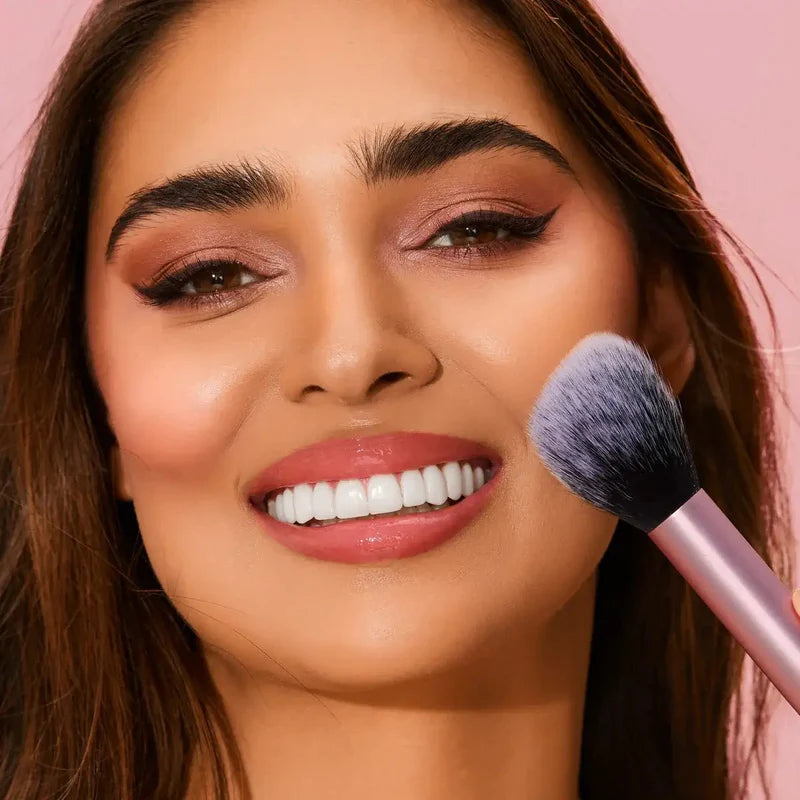 Makeup Brushes & Beauty Blender (1097